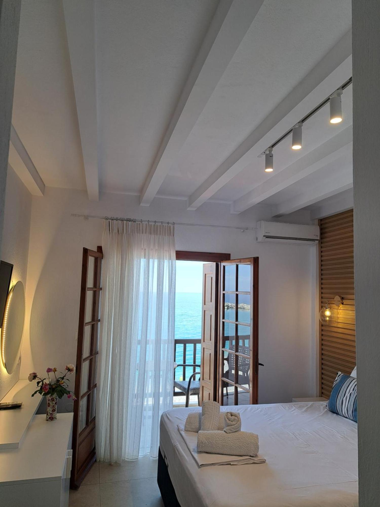 Akrogiali Agios Ioannis  Exterior foto